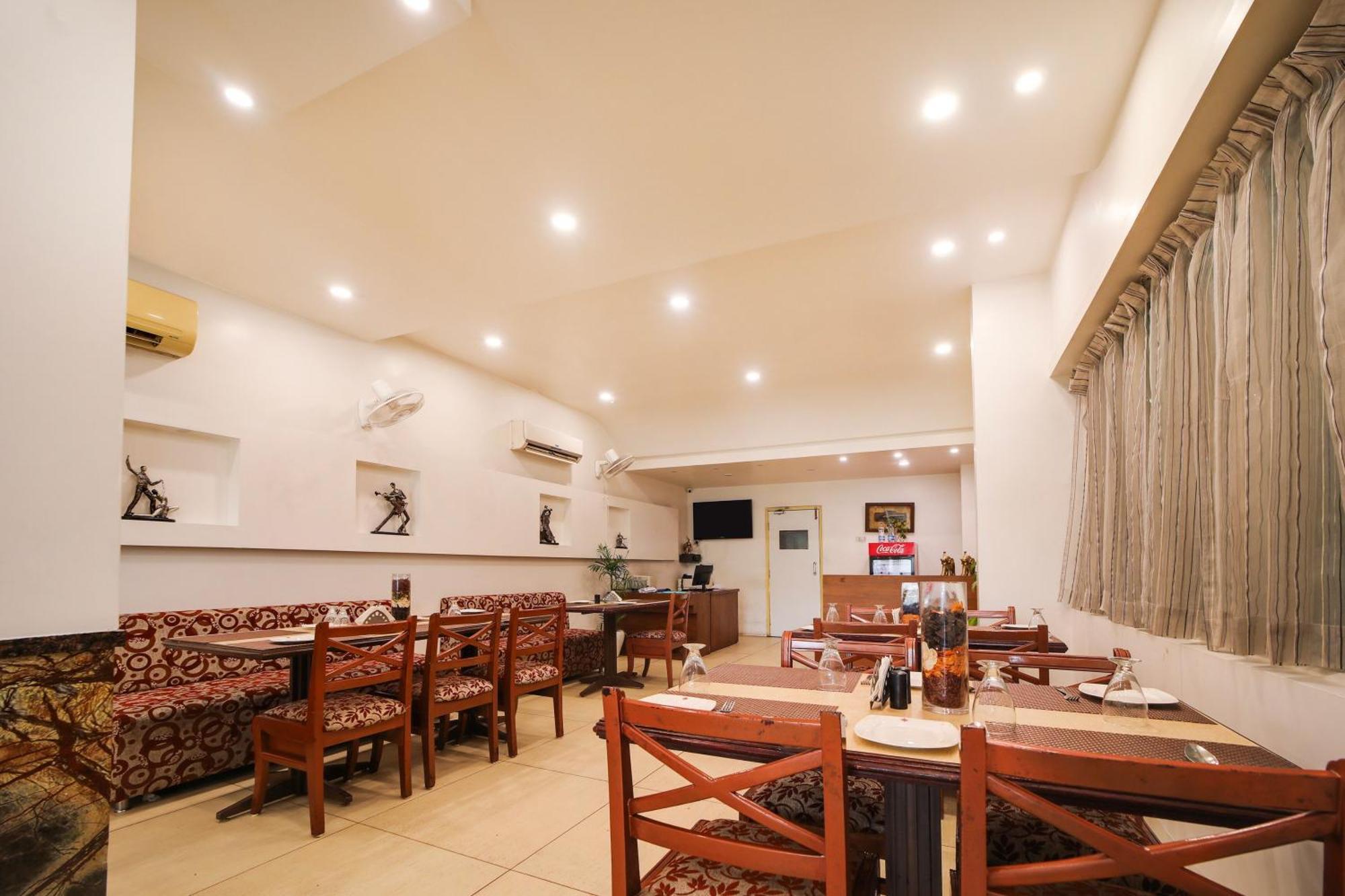 Collection O Hotel Silver Inn Bhopal Extérieur photo
